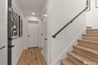 945 NW 61st Street, Seattle, WA 98107 - Photo 5