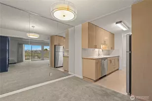 2501 Canterbury Ln E, Seattle, WA 98112 - Photo 15