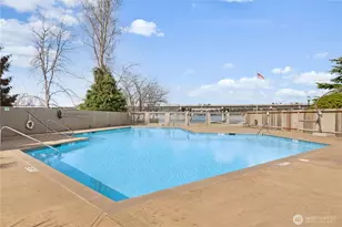 2501 Canterbury Ln E, Seattle, WA 98112 - Photo 33