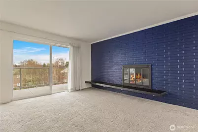 2501 Canterbury Lane E #306, Seattle, WA 98112 - Photo 3