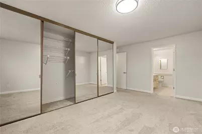 2501 Canterbury Lane E #306, Seattle, WA 98112 - Photo 23