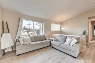 6010 52nd St NE, Marysville, WA 98270 - Photo 3