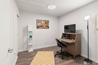 321 10th Avenue S #705, Seattle, WA 98104 - Photo 21