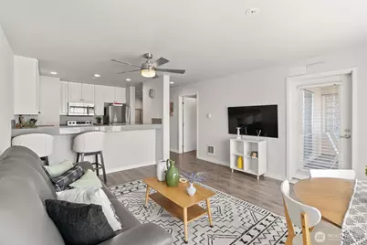 321 10th Avenue S #705, Seattle, WA 98104 - Photo 9