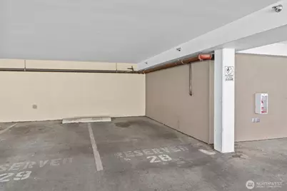 321 10th Avenue S #705, Seattle, WA 98104 - Photo 27