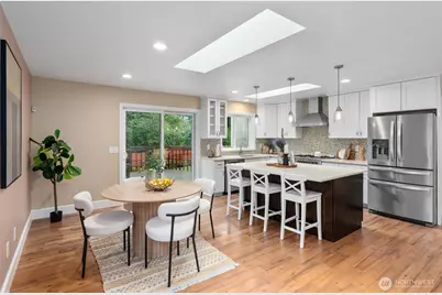 6315 142nd Avenue SE, Bellevue, WA 98006 - Photo 11