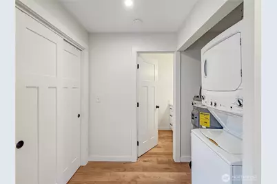 7820 64th Street SE #B, Snohomish, WA 98290 - Photo 5