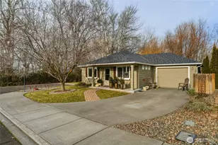 1320 SW Riparian Ct, College Place, WA 99324 - Photo 3