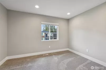 12977 Summer Lane E, Bonney Lake, WA 98391 - Photo 13