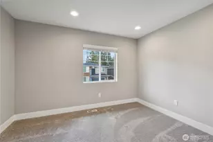 12977 Summer Ln E, Bonney Lake, WA 98391 - Photo 13