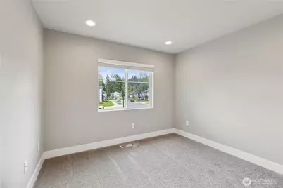 12977 Summer Lane E, Bonney Lake, WA 98391 - Photo 11