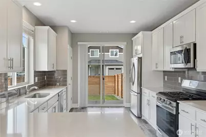 12977 Summer Lane E, Bonney Lake, WA 98391 - Photo 7