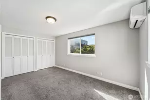 9215 Linden Ave N, Seattle, WA 98103 - Photo 5