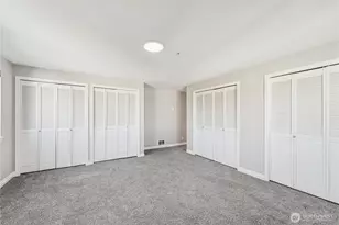 9215 Linden Ave N, Seattle, WA 98103 - Photo 3