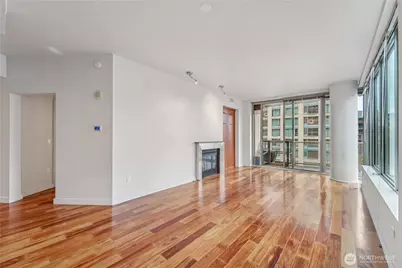 910 Lenora Street #501, Seattle, WA 98121 - Photo 11
