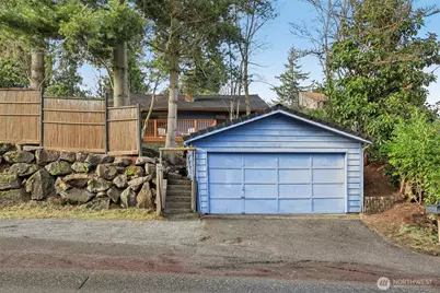 10219 15th Avenue NE, Seattle, WA 98125 - Photo 25