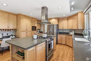 4715 227th Pl SE, Sammamish, WA 98075 - Photo 17