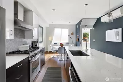 1117 34th Avenue #B, Seattle, WA 98122 - Photo 11