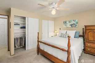 22848 NE 26th St, Sammamish, WA 98074 - Photo 17