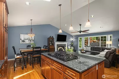 22848 NE 26th Street, Sammamish, WA 98074 - Photo 7