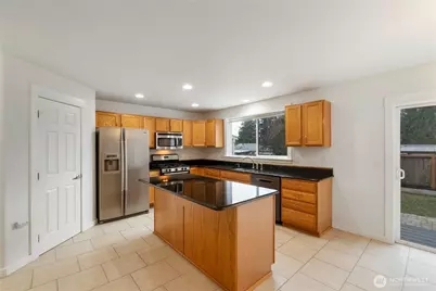 11913 126th Street Ct E, Puyallup, WA 98374 - Photo 13