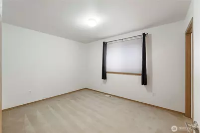 11913 126th Street Ct E, Puyallup, WA 98374 - Photo 25