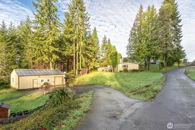 215 North Avenue, Kelso, WA 98626 - Photo 1