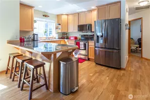 3611 Portage Ln, Anacortes, WA 98221 - Photo 7