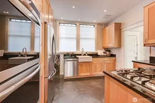 1523 35th Ave, Seattle, WA 98122 - Photo 13