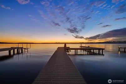 175 Lake Avenue W, Kirkland, WA 98033 - Photo 3