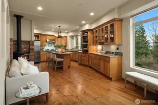 11205 NE 95th St, Kirkland, WA 98033 - Photo 9