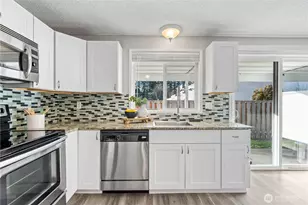 31921 46th Ave SW, Federal Way, WA 98023 - Photo 13