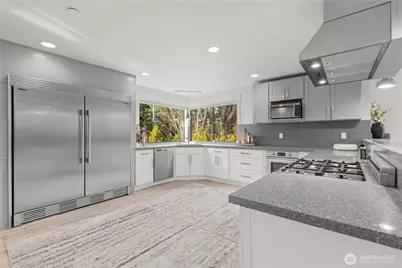 14540 Stone Avenue N, Shoreline, WA 98133 - Photo 11