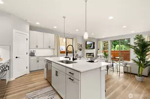 12510 SE 256th Pl, Kent, WA 98030 - Photo 7