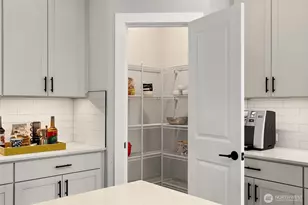 12510 SE 256th Pl, Kent, WA 98030 - Photo 11