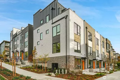 2374 Franklin Avenue E, Seattle, WA 98102 - Photo 1