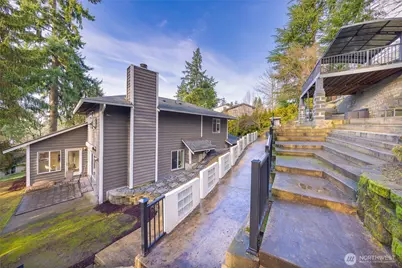 11130 NE 37th Court, Bellevue, WA 98004 - Photo 27