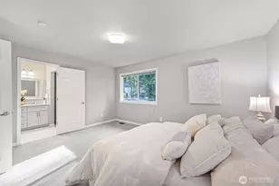 11130 NE 37th Ct, Bellevue, WA 98004 - Photo 17