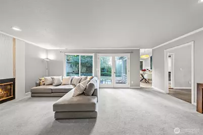 11130 NE 37th Court, Bellevue, WA 98004 - Photo 13