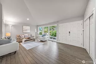 11130 NE 37th Ct, Bellevue, WA 98004 - Photo 5