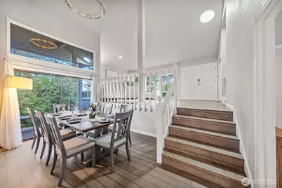 11130 NE 37th Court, Bellevue, WA 98004 - Photo 7