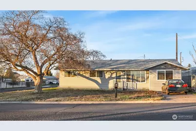 205 E Cedar Street, Othello, WA 99344 - Photo 1