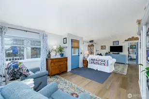 1238 W 11th St, Port Angeles, WA 98363 - Photo 3