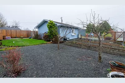 1238 W 11th Street, Port Angeles, WA 98363 - Photo 25