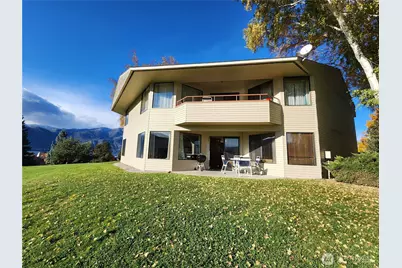 1 Lodge 614-J, Manson, WA 98831 - Photo 3