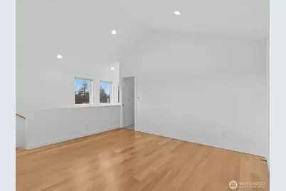 3239 61st Avenue SW #unit B, Seattle, WA 98116 - Photo 17