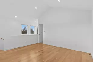 3239 61st Ave SW, Seattle, WA 98116 - Photo 17