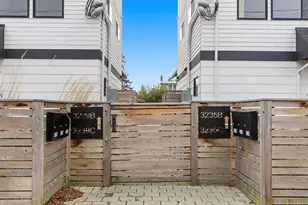 3239 61st Ave SW, Seattle, WA 98116 - Photo 25