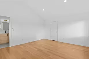 3239 61st Ave SW, Seattle, WA 98116 - Photo 15