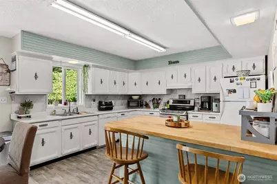 16 Harrison Street, South Bend, WA 98586 - Photo 9